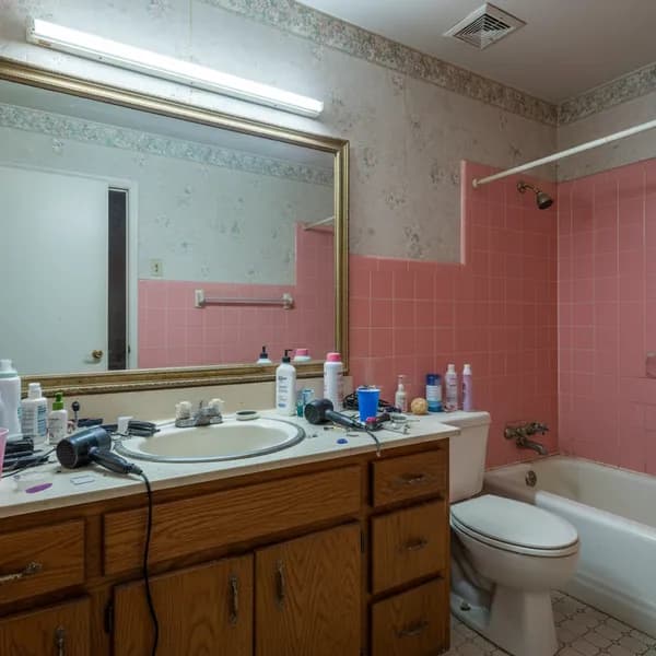 Bathroom before AI design transformation